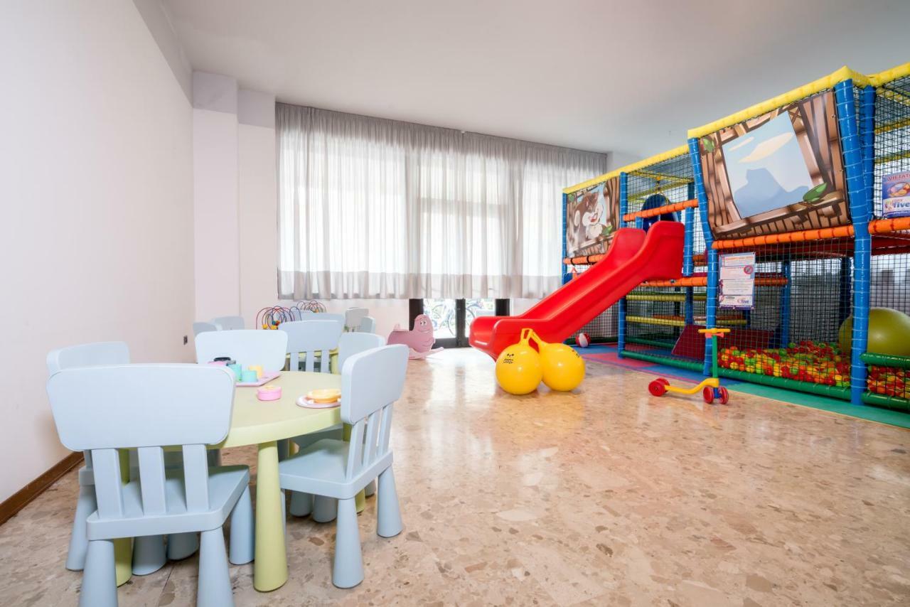 Hotel Relax Family & Spa San Benedetto del Tronto Extérieur photo