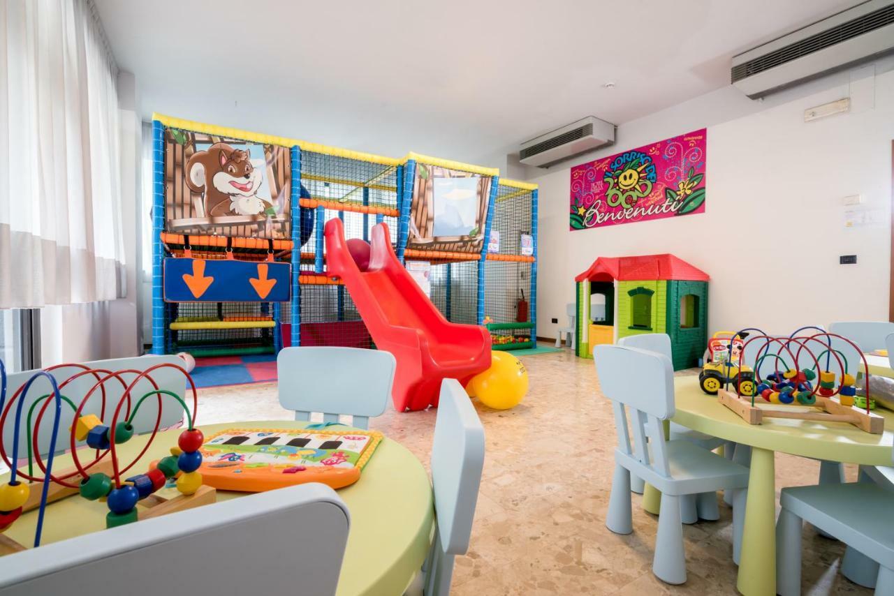 Hotel Relax Family & Spa San Benedetto del Tronto Extérieur photo